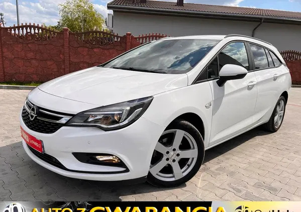 lubuskie Opel Astra cena 39900 przebieg: 179000, rok produkcji 2017 z Sława
